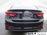 2017 Hyundai Elantra 4dr Sdn Man L