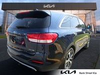 2017 Kia Sorento AWD 4dr EX V6 7-Seater