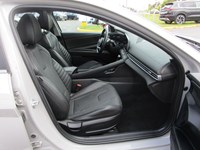 2023 Hyundai Elantra HEV Luxury DCT